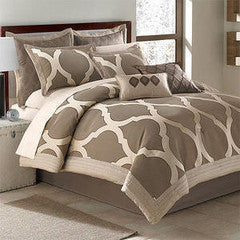 Arrow Milano 8 Piece King Comforter Bed in a Bag Set NEW (Clearance)